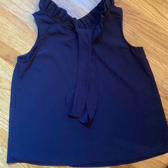 Crown & ivy shirt - Picture 3 of 3